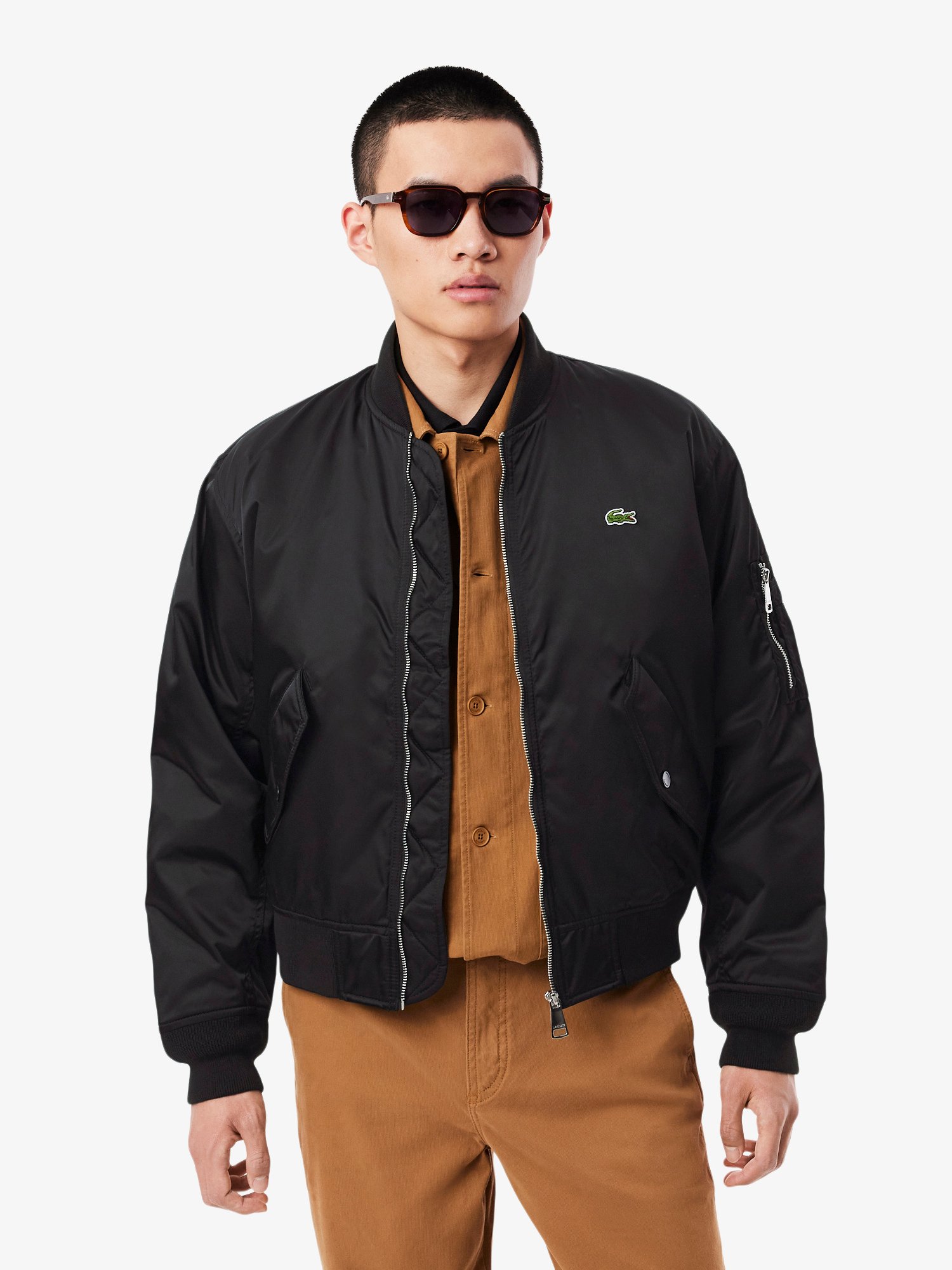 Black bh2899031_031_01.jpg