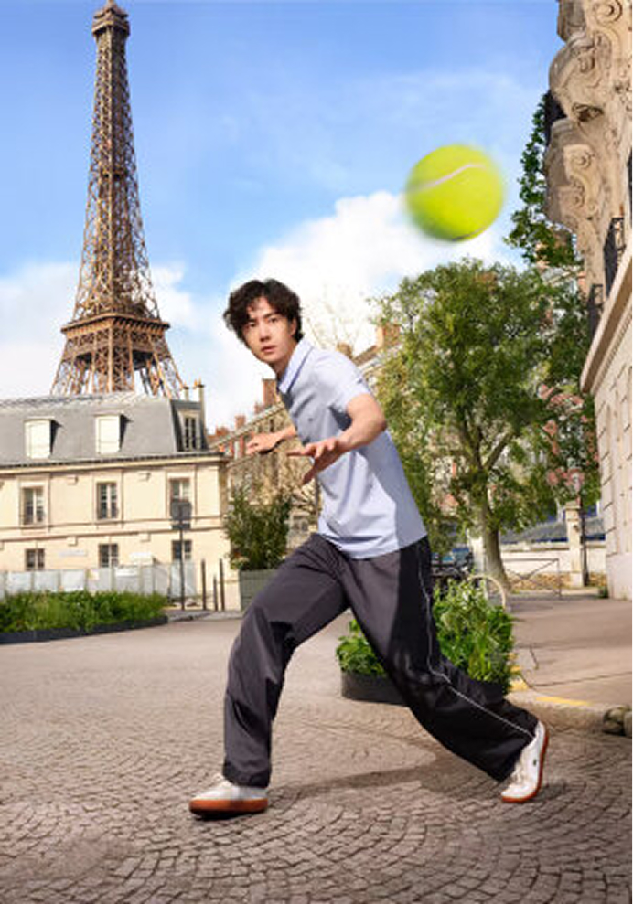 Man in blue shirt lacoste